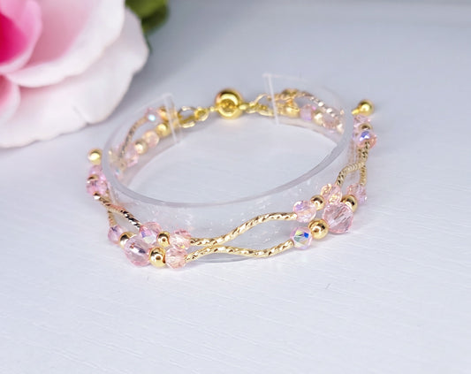 pulsera elegante y bella en color rosa pastel