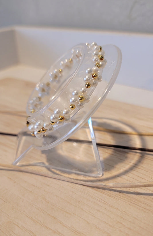 pulsera hermosa con perlas de imitacion